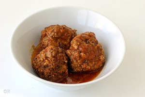 Schaaltje met 3 gehaktballen