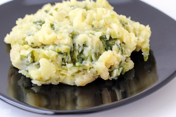 Het beste van twee werelden; stamppot van Portugese kool Een bord met lekkere smeuïge stamppot van Portugese kool en aardappels.