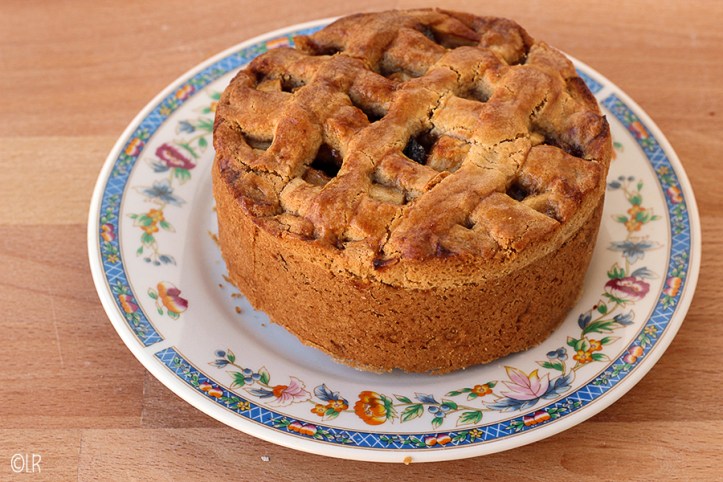 Ook als ik alleen vandaag een stukje appeltaart wil, dan kan dat met dit mini taartje met een doorsnee van 12 cm. Mini appeltaart met een doorsnee van slechts 12 cm.