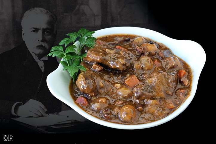 Dit overbekende gerecht van rundvlees gestoofd in rode wijn nu naar een oud recept van Auguste Escoffier.